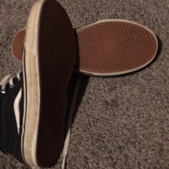 VANS - Picture 5 of 7